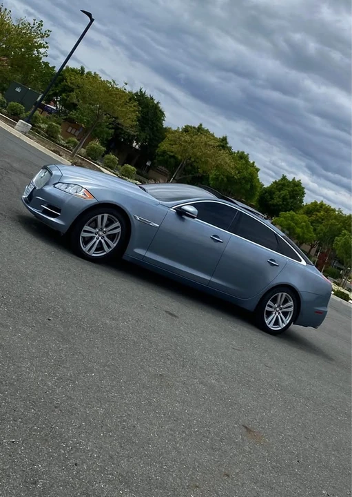 2013 Jaguar X351 XJR - Image 4 of 17