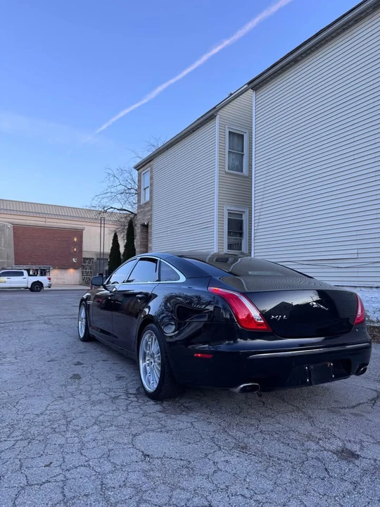 2013 Jaguar XJ Series 4 - Image 5 of 8