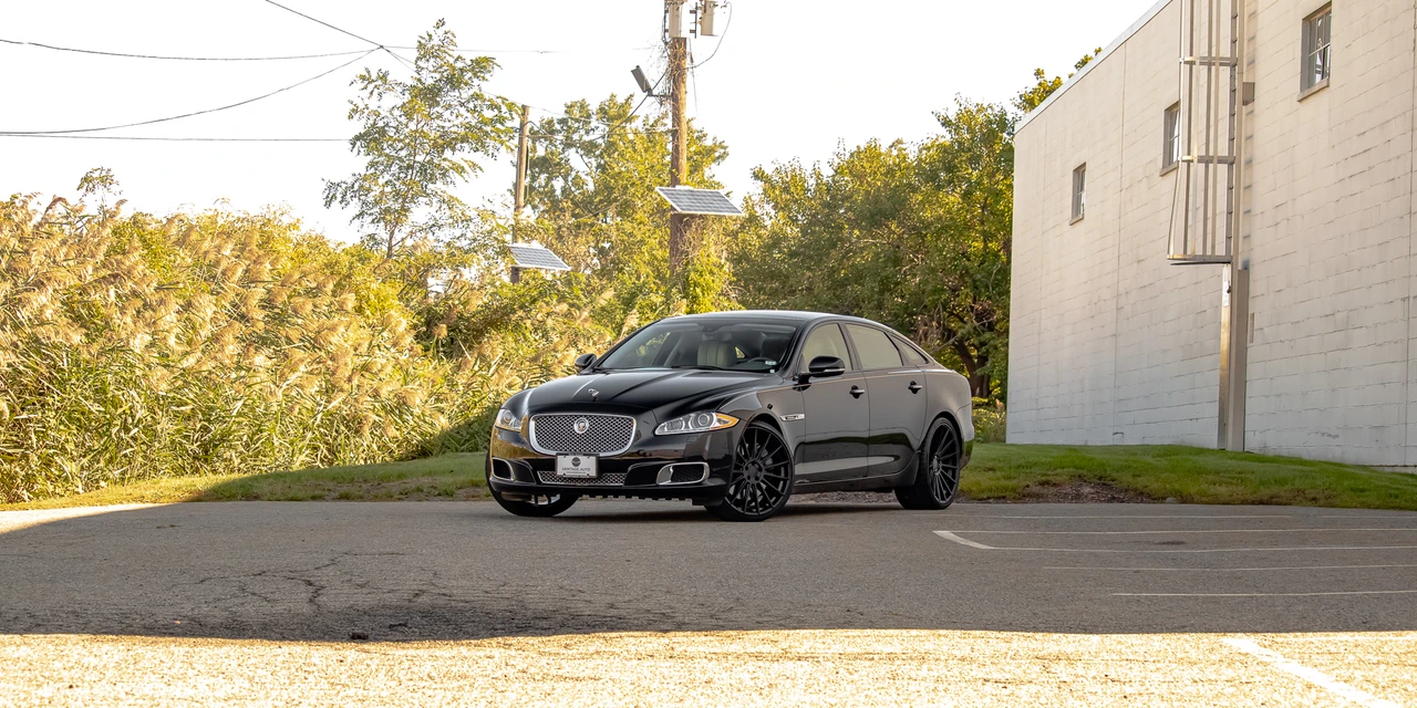 2013 Jaguar X351 XJ - Image 3 of 31