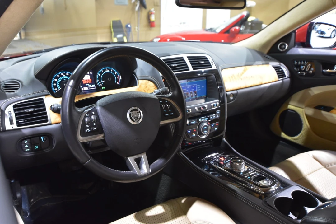 2013 Jaguar X150 XK - Image 18 of 21