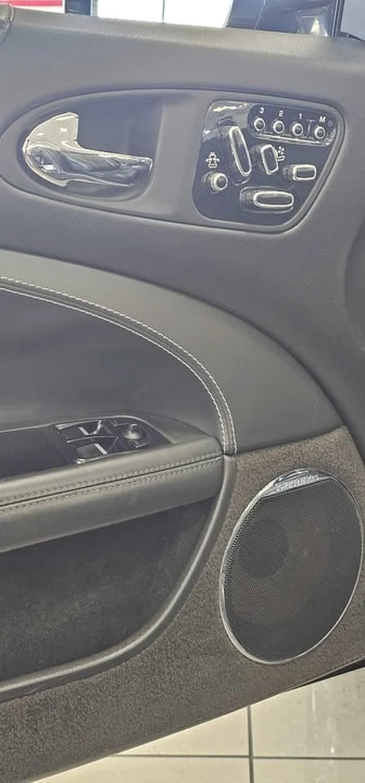 2013 Jaguar X150 XK - Image 8 of 21