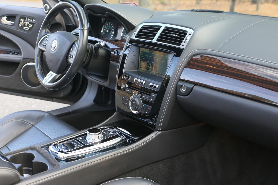 2013 Jaguar X150 XK - Image 23 of 31