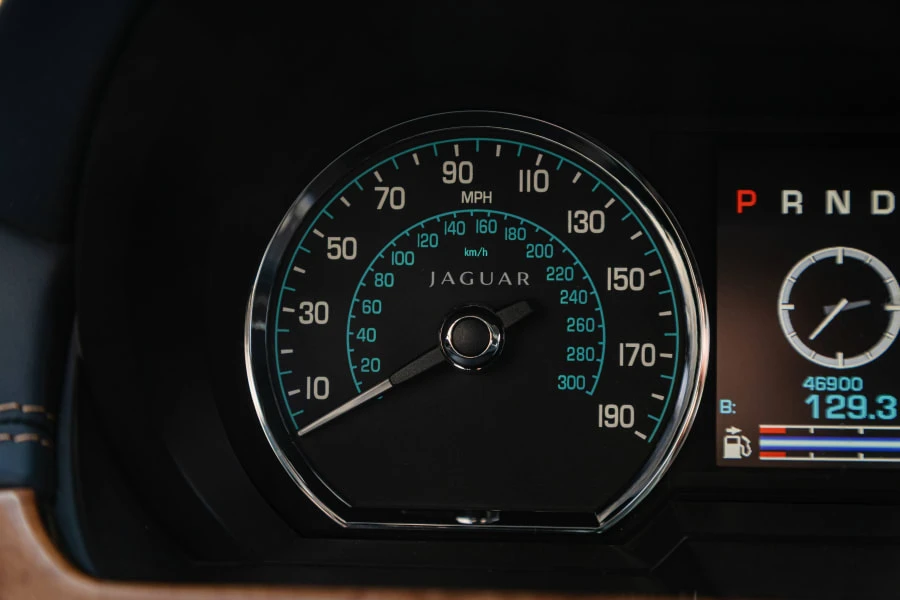 2013 Jaguar X150 XK - Image 16 of 28