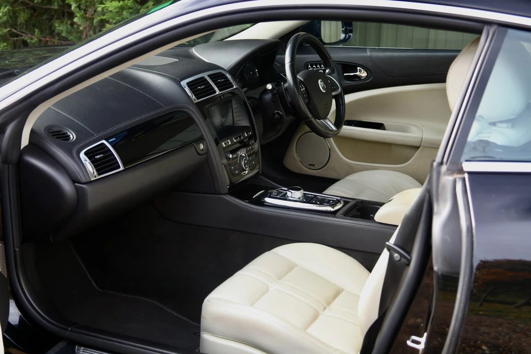 2013 Jaguar X150 XK - Image 26 of 30