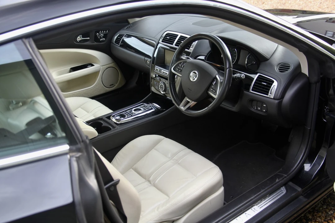 2013 Jaguar X150 XK - Image 23 of 30