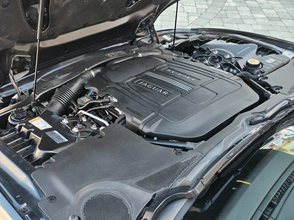 2013 Jaguar X150 XKR - Image 17 of 21