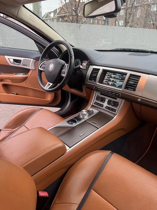2013 Jaguar X250 XF - Image 8 of 17