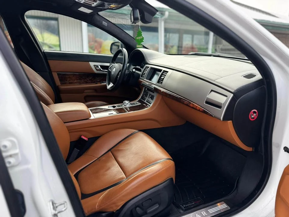 2013 Jaguar X250 XF - Image 10 of 13