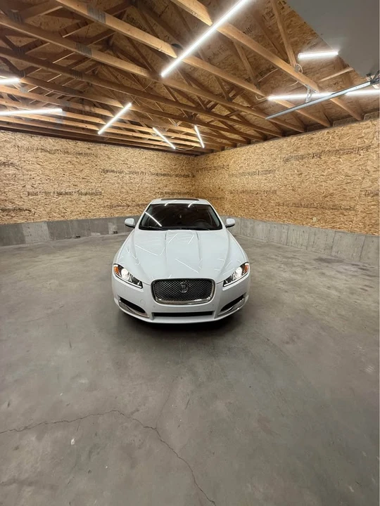 2013 Jaguar X250 XFR - Image 2 of 8