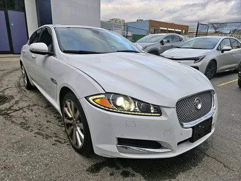 2013 Jaguar XF V6