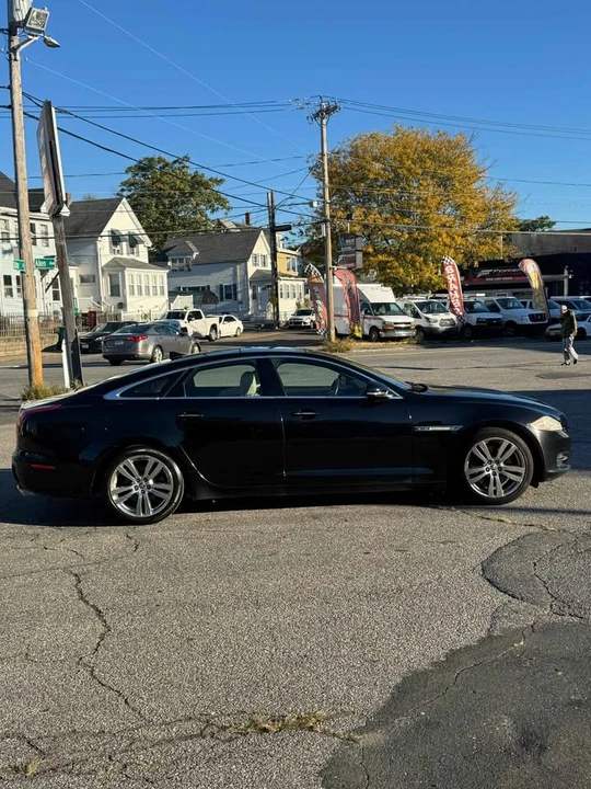 2013 Jaguar X351 XJ - Image 4 of 12