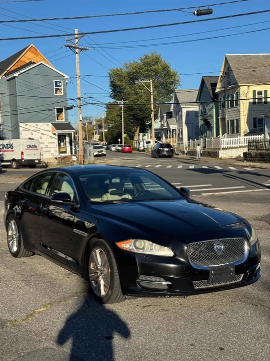 2013 Jaguar X351 XJ - Image 5 of 12