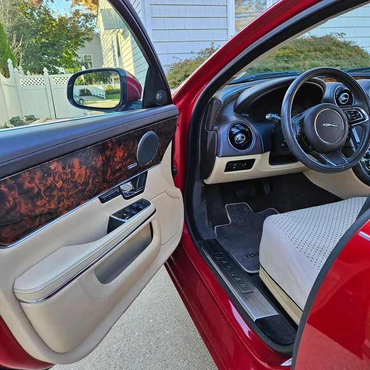 2013 Jaguar X351 XJ - Image 6 of 15