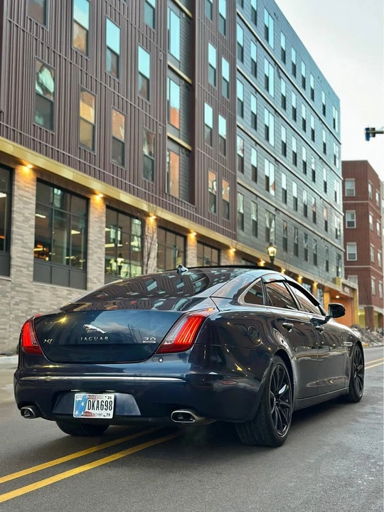 2013 Jaguar X351 XJ - Image 3 of 18
