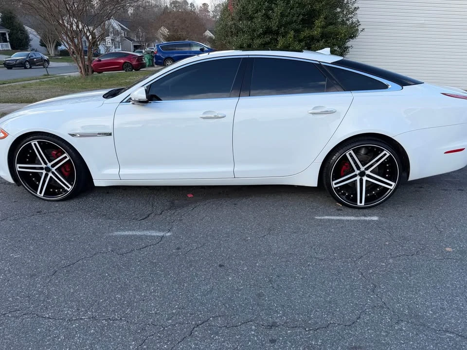 2013 Jaguar X351 XJ - Image 2 of 9