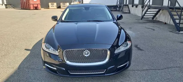 2013 Jaguar XJ