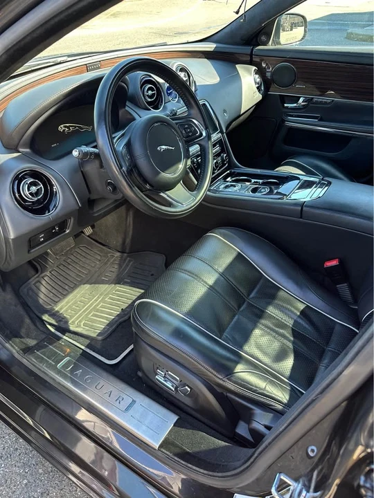 2013 Jaguar X351 XJ - Image 3 of 9