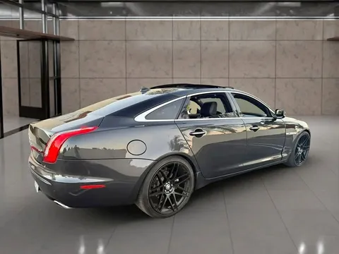 2013 Jaguar XJL Portfolio Sedan