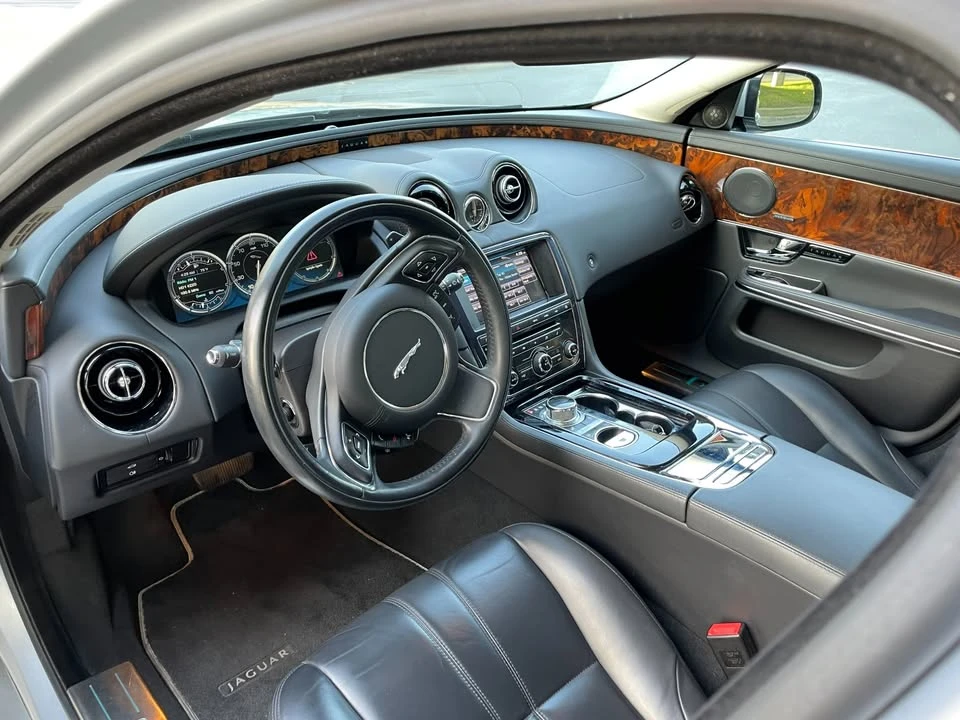 2013 Jaguar X351 XJ - Image 18 of 18