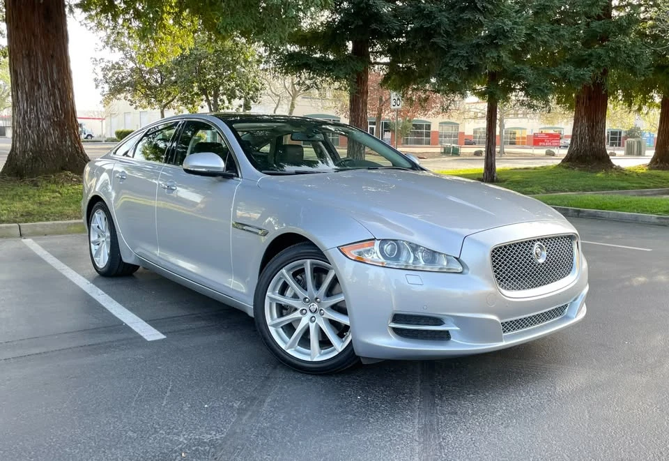 2013 Jaguar X351 XJ - Image 2 of 18
