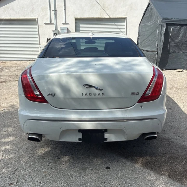 2013 Jaguar X351 XJ - Image 4 of 17