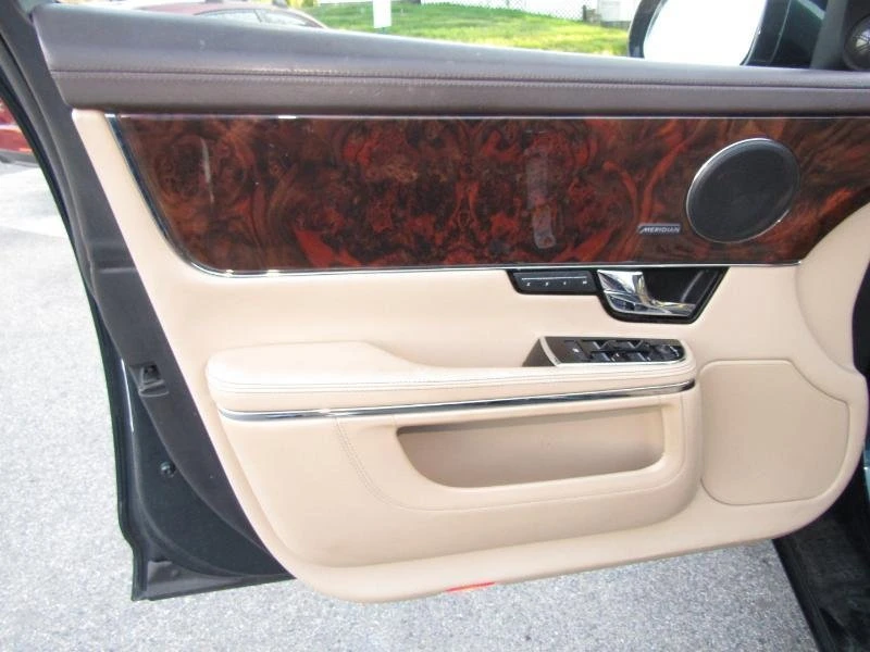 2013 Jaguar X351 XJ - Image 16 of 20
