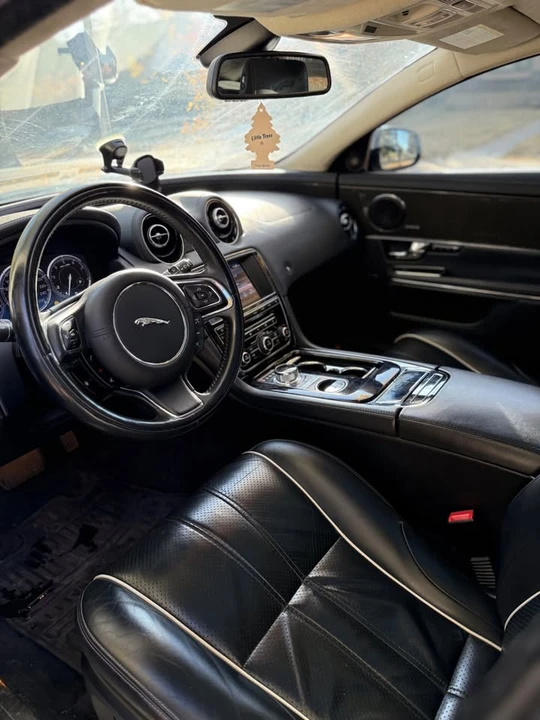 2013 Jaguar X351 XJ - Image 6 of 10