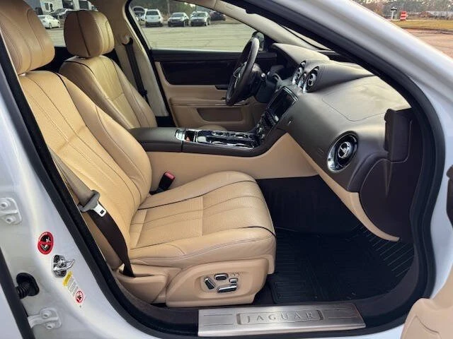 2013 Jaguar X351 XJ - Image 6 of 19