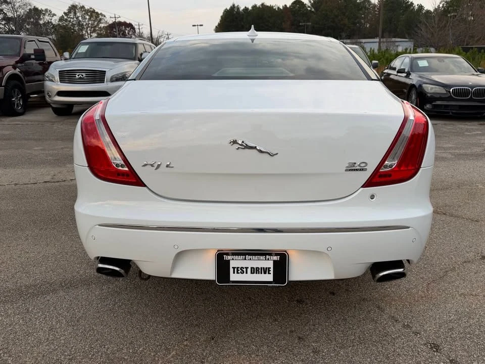 2013 Jaguar X351 XJ - Image 8 of 19