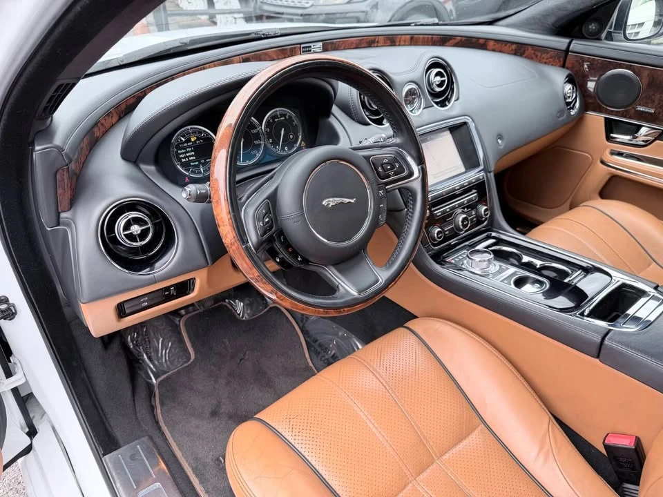 2013 Jaguar X351 XJ - Image 10 of 18