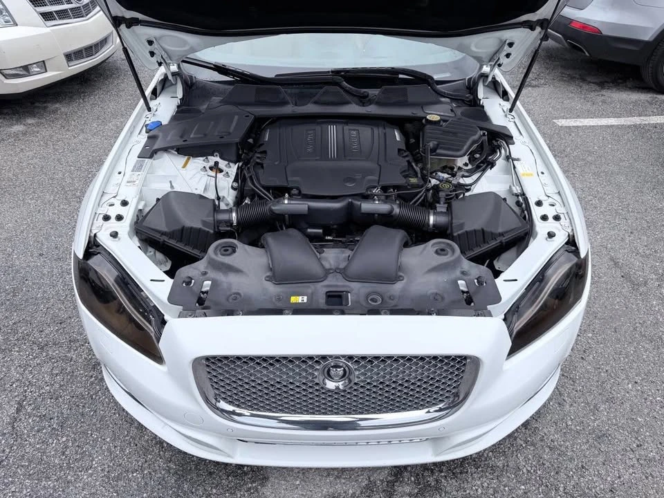 2013 Jaguar X351 XJ - Image 7 of 18
