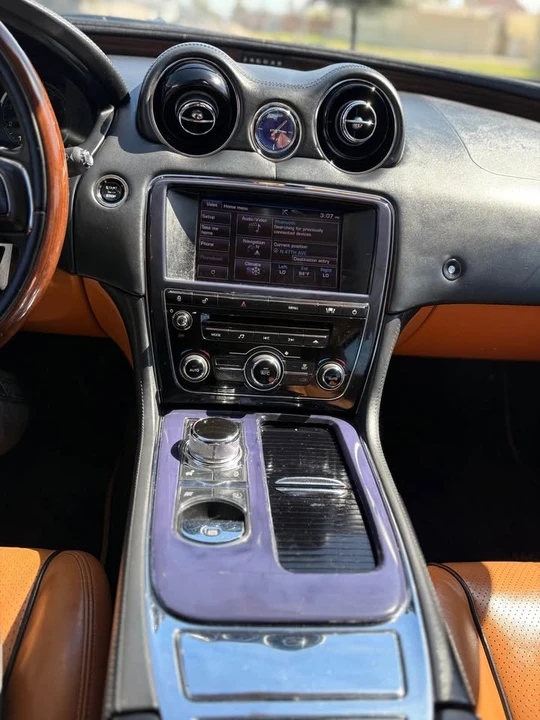2013 Jaguar X351 XJ - Image 11 of 12