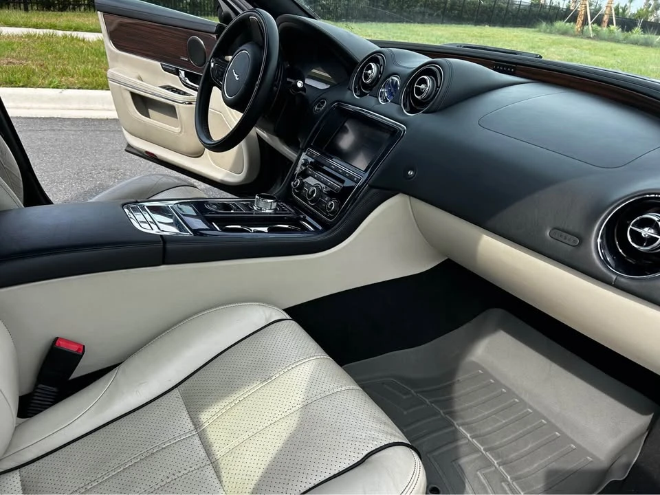 2013 Jaguar X351 XJ - Image 11 of 15