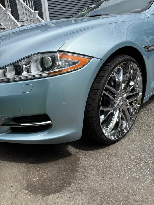 2013 Jaguar X351 XJ - Image 4 of 17