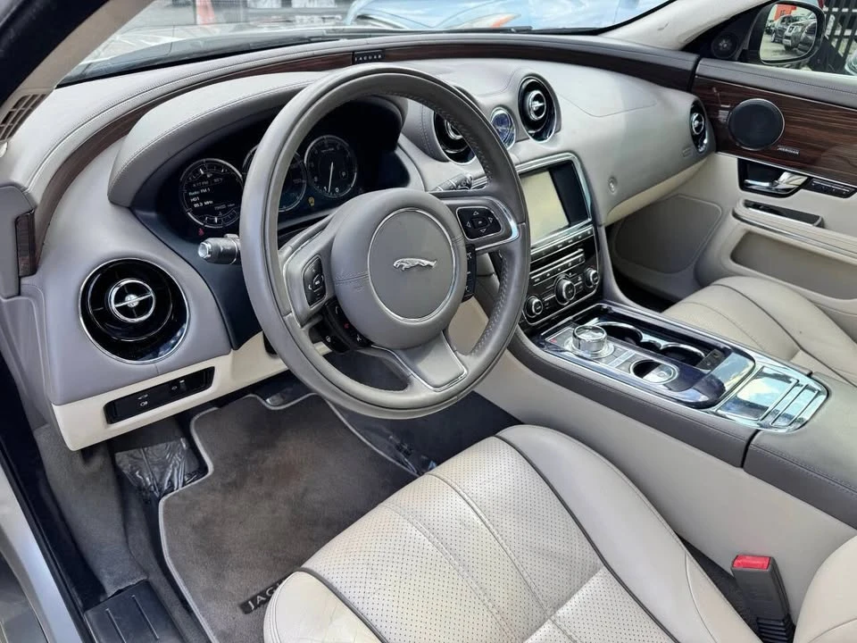 2013 Jaguar X351 XJ - Image 12 of 20