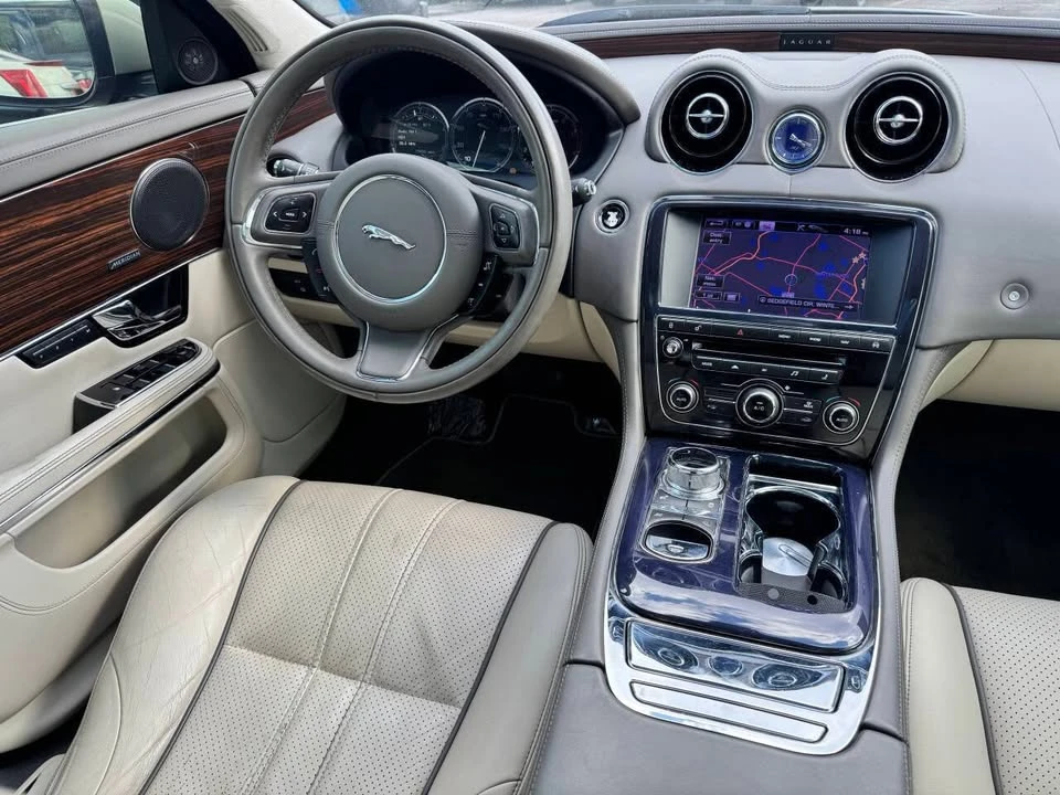 2013 Jaguar X351 XJ - Image 17 of 20