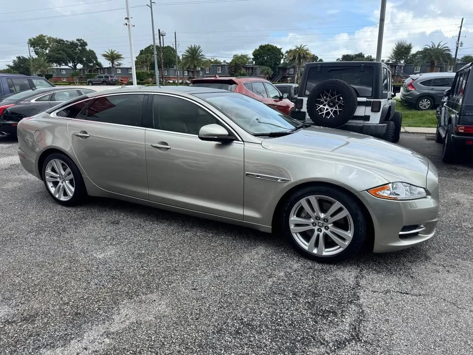 2013 Jaguar X351 XJ - Image 7 of 20