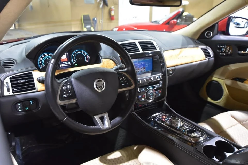 2013 Jaguar X150 XK - Image 18 of 20