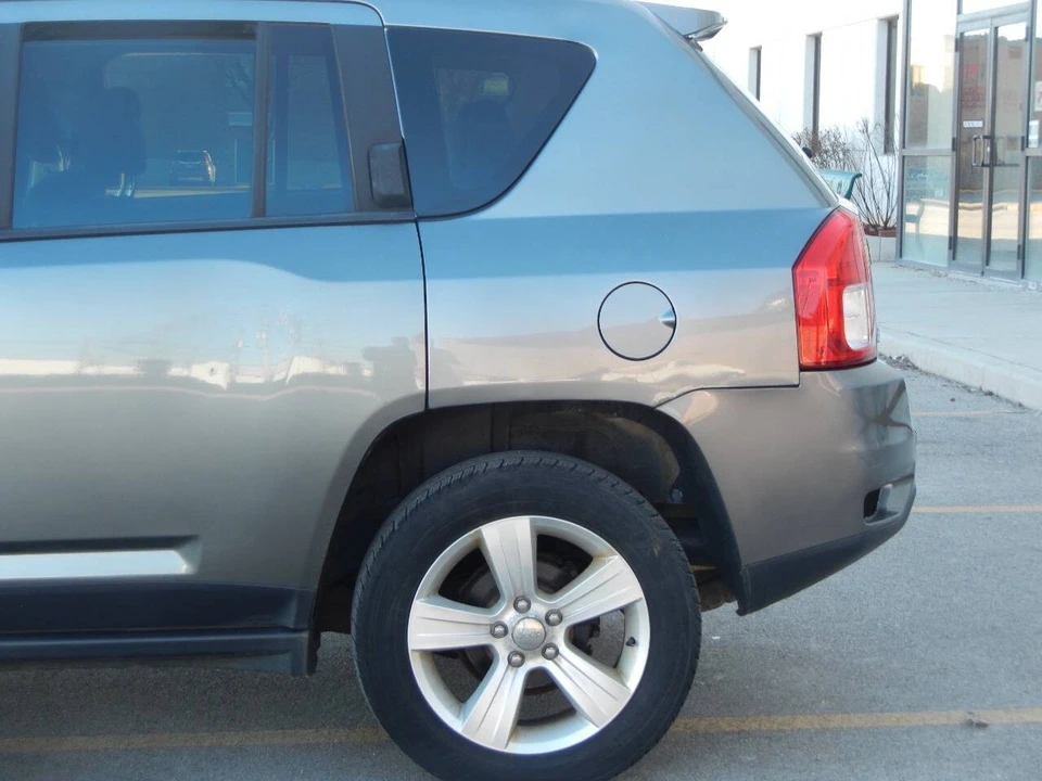 2013 Jeep Compass - Image 11 of 21