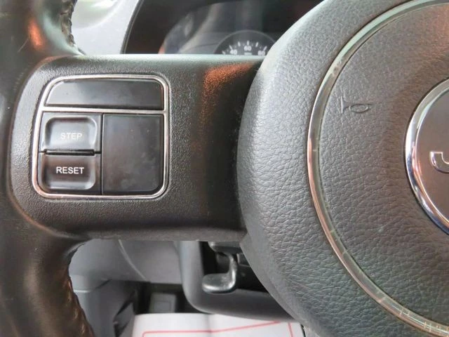 2013 Jeep Compass - Image 16 of 21