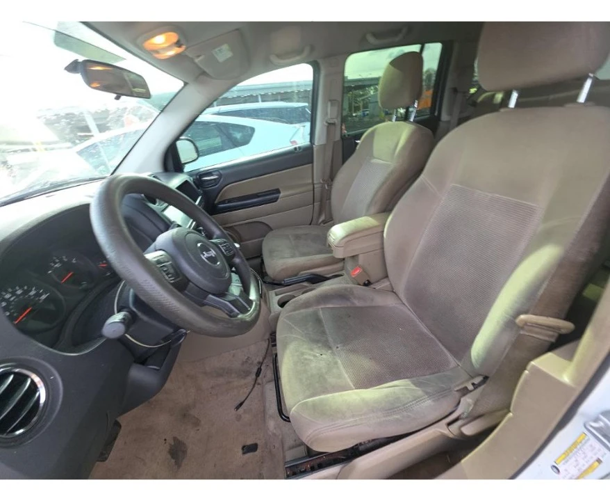 2013 Jeep Compass - Image 8 of 12