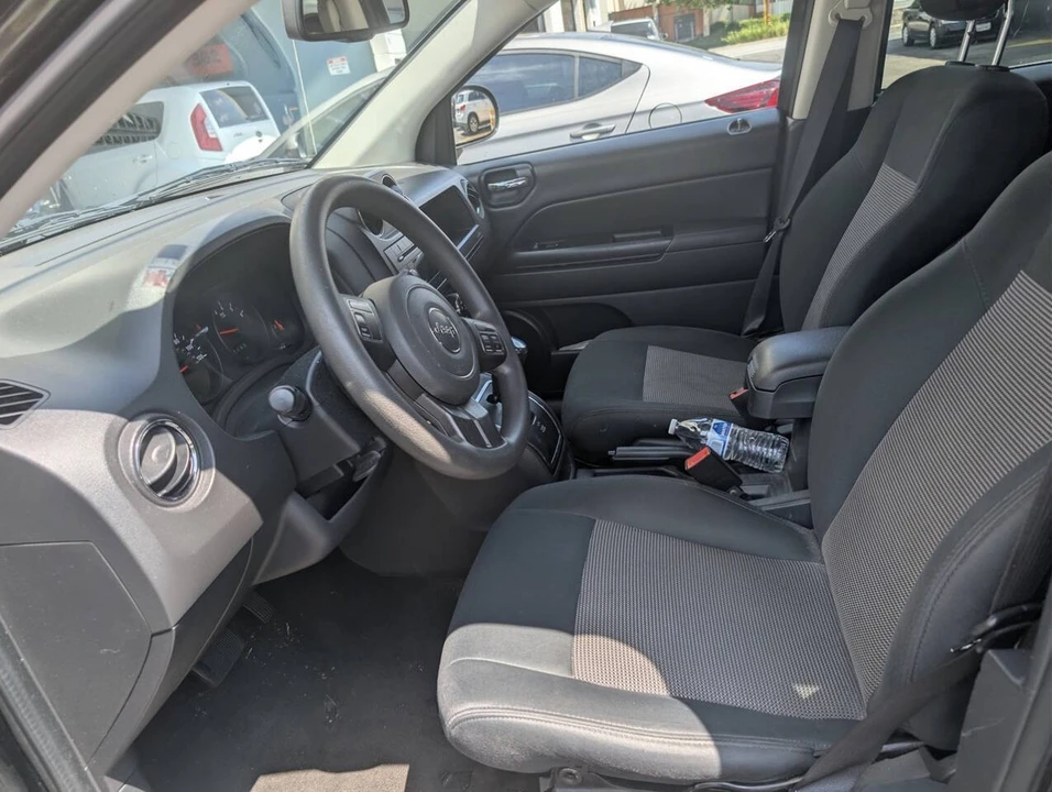 2013 Jeep Compass - Image 9 of 12