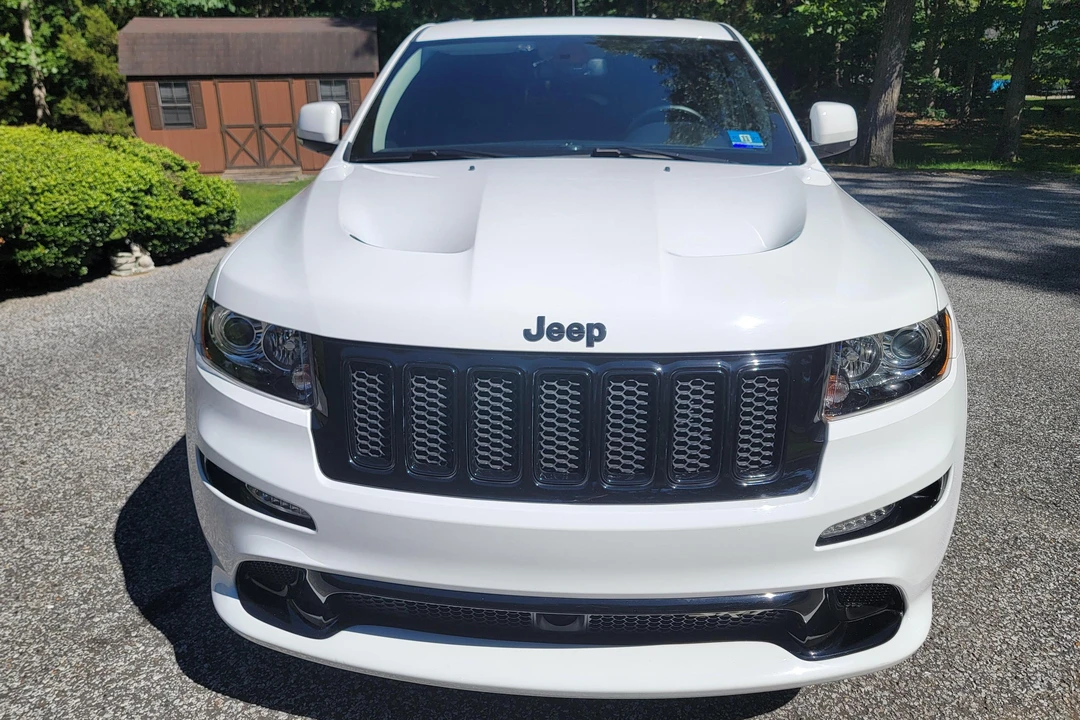 2013 Jeep WK2 Grand Cherokee SRT - Image 2 of 31