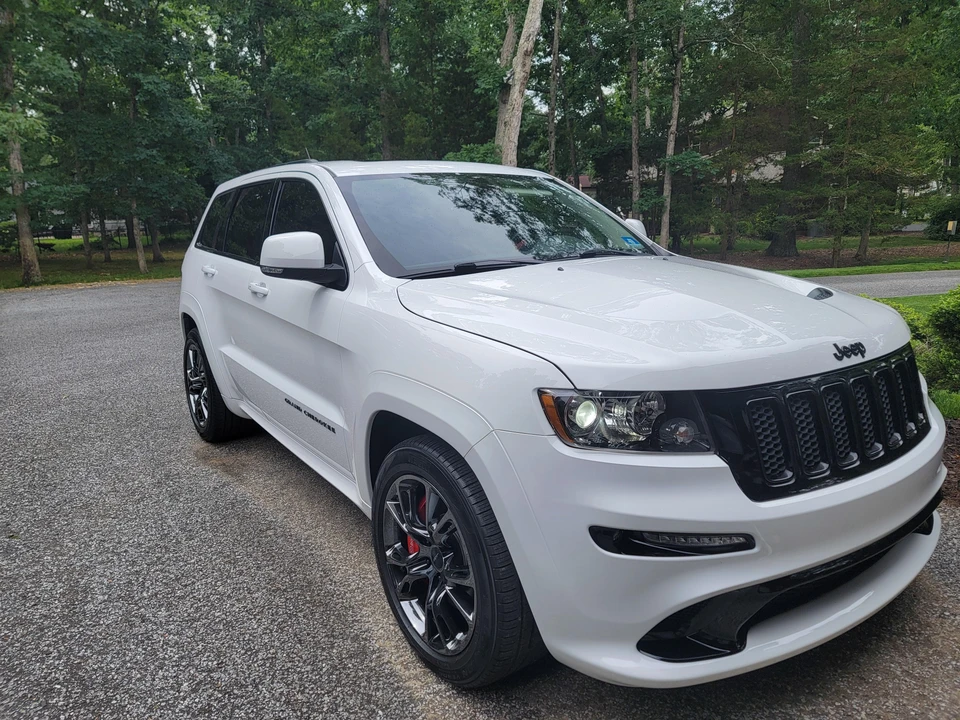 2013 Jeep WK2 Grand Cherokee SRT - Image 10 of 31