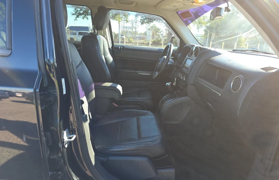 2013 Jeep Patriot - Image 8 of 10