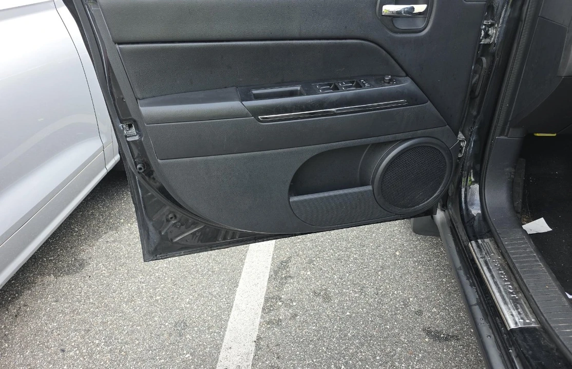2013 Jeep Patriot - Image 9 of 10