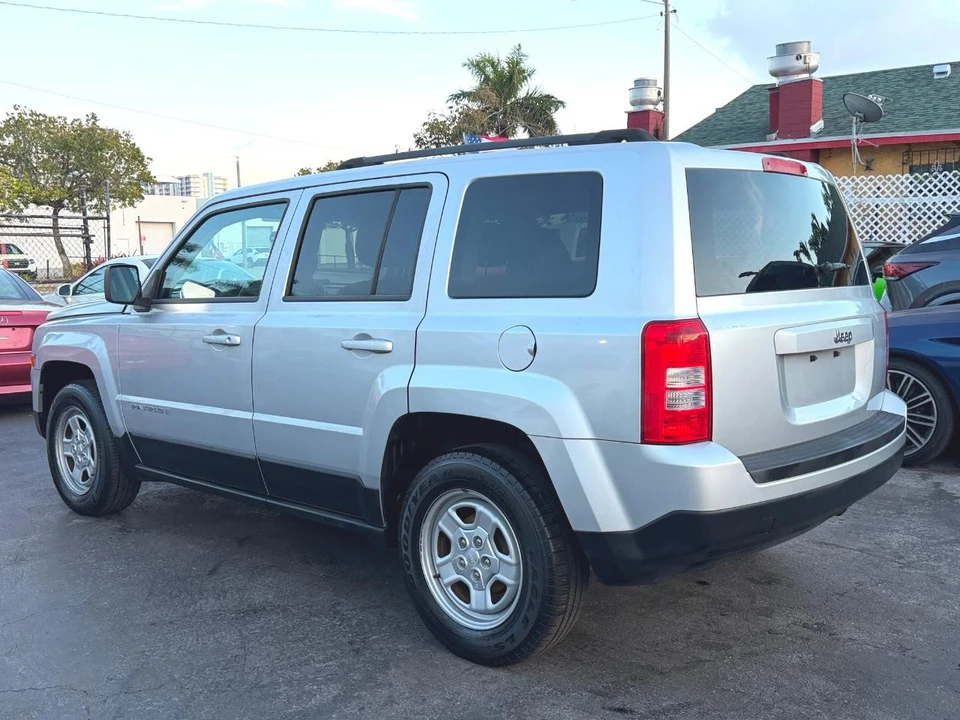 2013 Jeep Patriot - Image 17 of 21