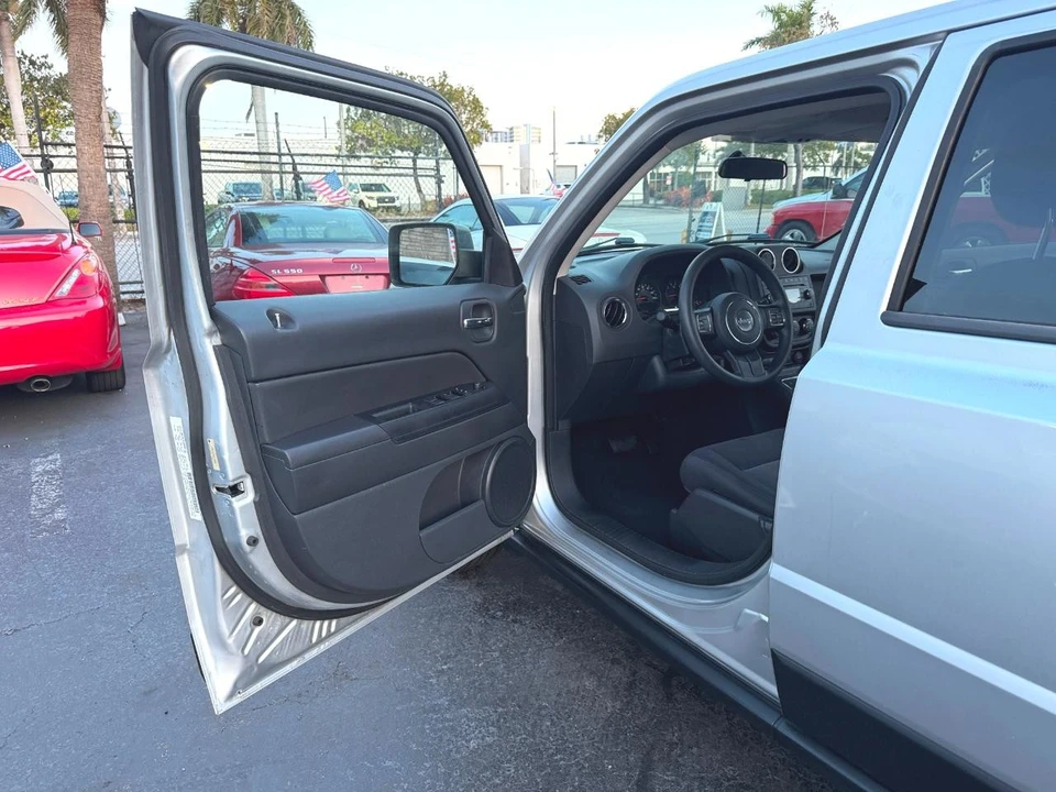 2013 Jeep Patriot - Image 19 of 21
