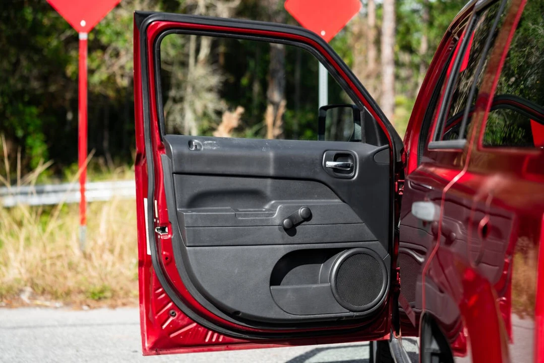 2013 Jeep Patriot - Image 9 of 15