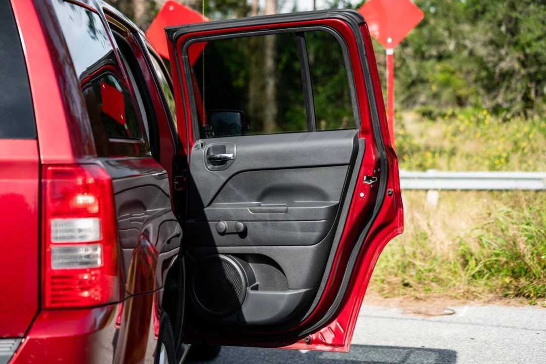 2013 Jeep Patriot - Image 13 of 21